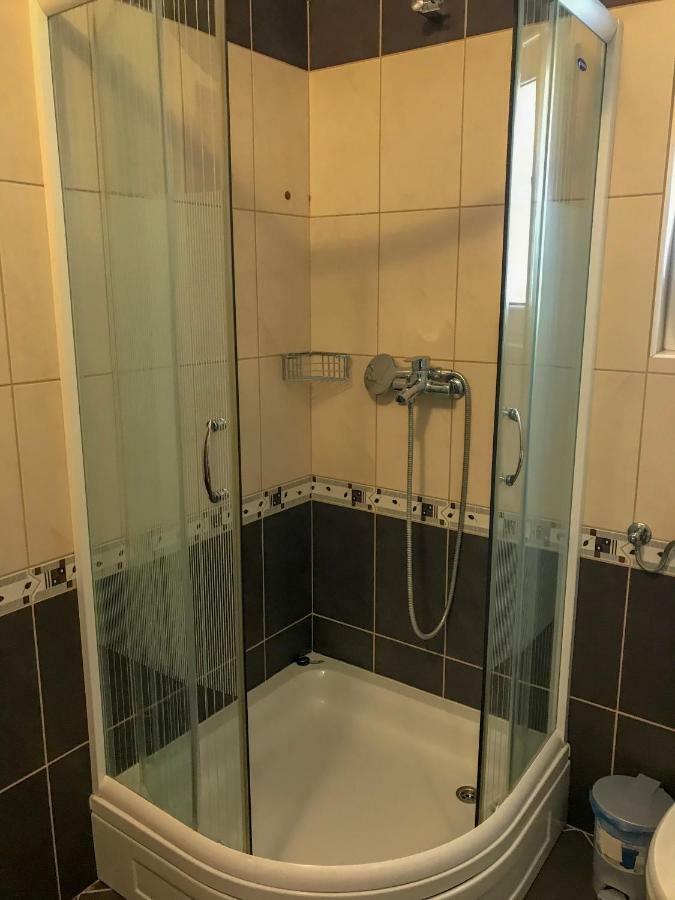 Apartments Filip โตรกีร์ ภายนอก รูปภาพ
